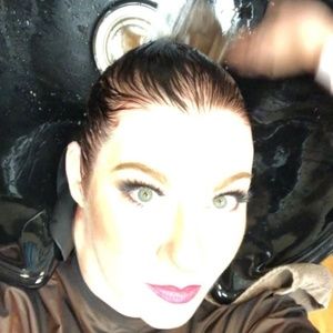 Meet your Posher, Ardyce